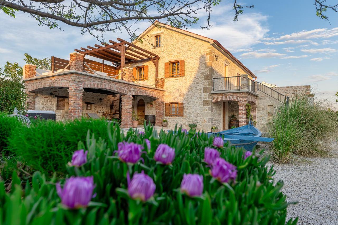 Villa Romantika Dalmacija Nin Exterior photo